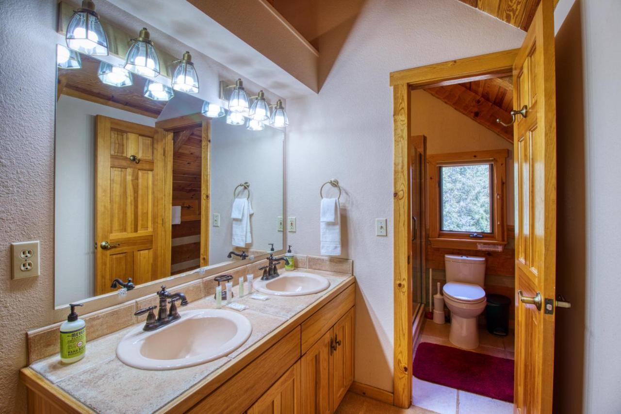 Timber Wolf Villa Woodland Park Ngoại thất bức ảnh